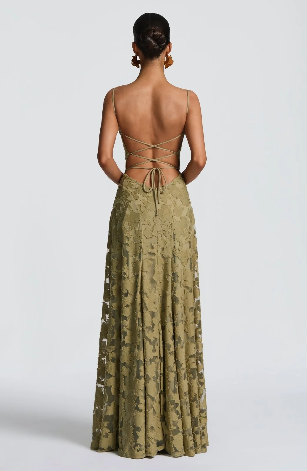 Damen Maxi-Kleid aus 100% Viskose | Sommerkleid mit Blumenmuster, Wasserfallausschnitt und verstellbarer Schn��rung