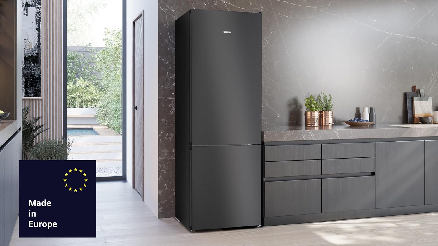 Siemens iQ300 Freistehende XXL Kühl-Gefrier-Kombination 203 x 70 cm, KG49NVXCG, 311 L Kühlen & 129 L Gefrieren, Total noFrost, Nahtlose Platzierung, hyperFresh 0ºC, antiFingerprint schwarzer Stahl
