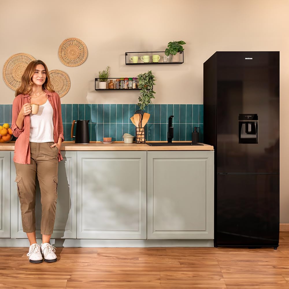 Cecotec Kühl-Gefrierkombination Bolero CoolMarket Combi 250 WD Grey Glass D. Inverter Plus Kompressor Kühl-Gefrierkombination Graues Glas 180x55cm, 250L, No Frost, Wasserspender, Energieklasse D