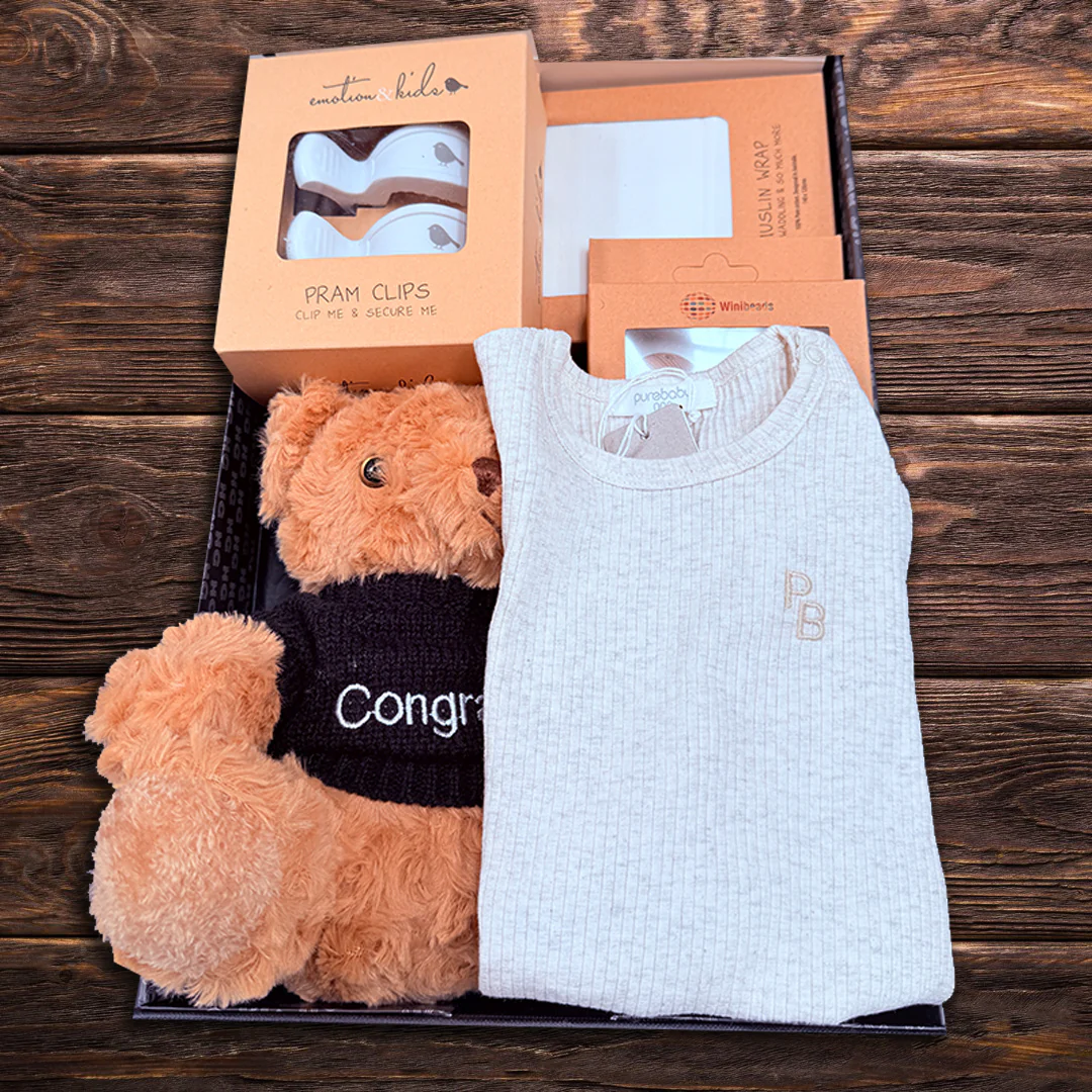 Newborn Baby Neutral Hamper