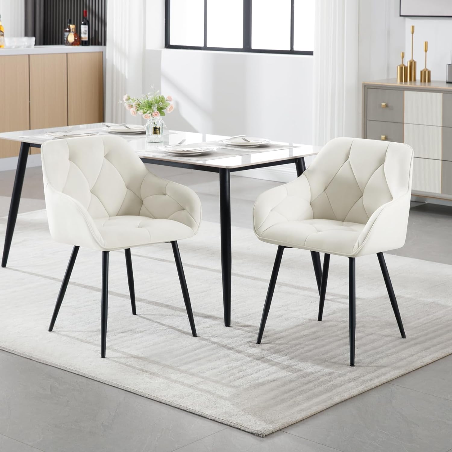 WOLTU Esszimmerstühle 2er Set, für Esszimmer Wohnzimmer, ergonomische Küchenstühle gepolstert mit Armlehnen, Metallbeinen, Sitzfläche aus Samt, Cremeweiß
