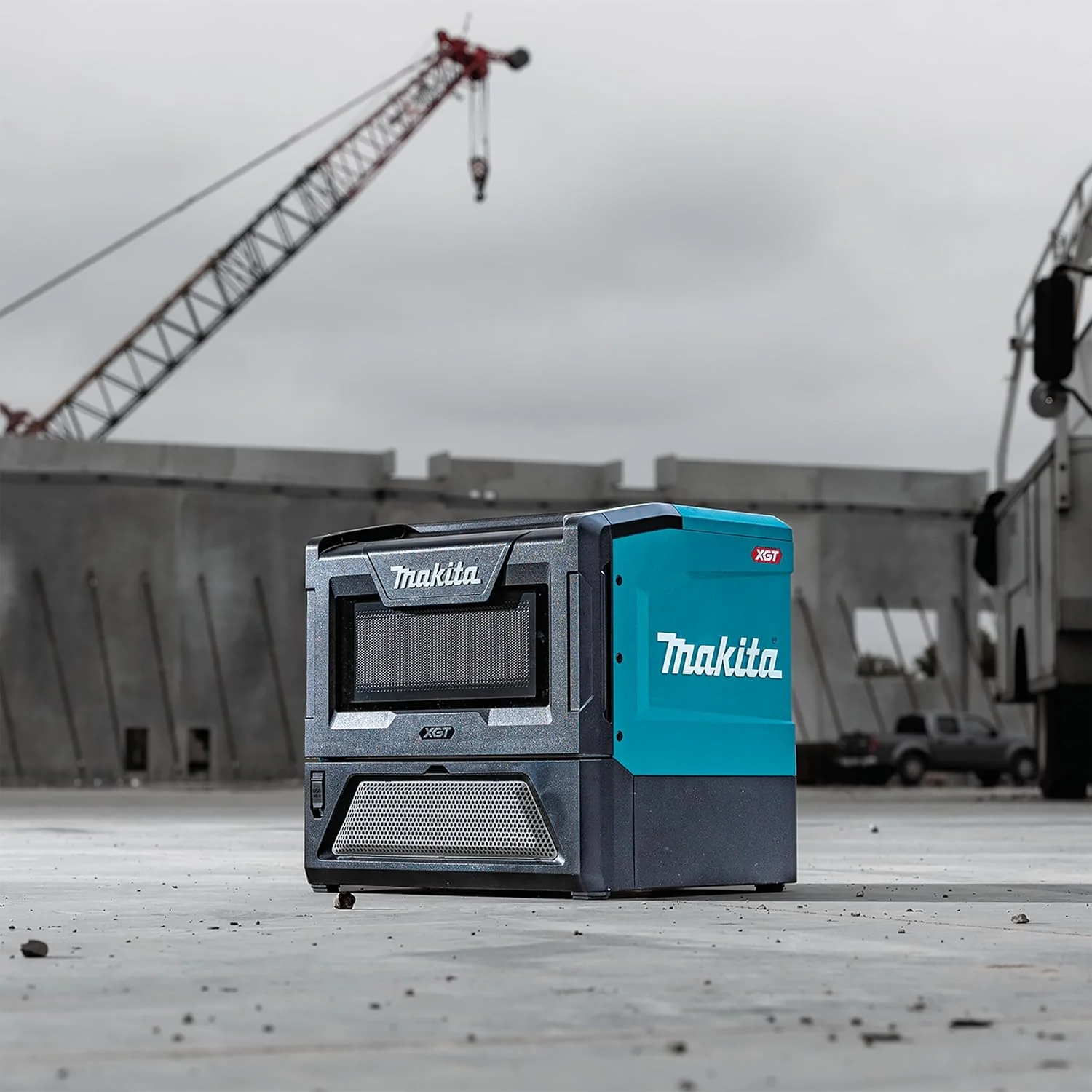 Makita MW001GZ Accu-magnetron 40V max. 350/500 W, 8 l (zonder accu, zonder lader)