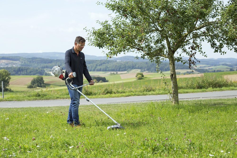 IKRA Benzin Freischneider Trimmer IBF 25-1 inkl. Fadenspule, 4-Zahn-Messer & Schultergurt
