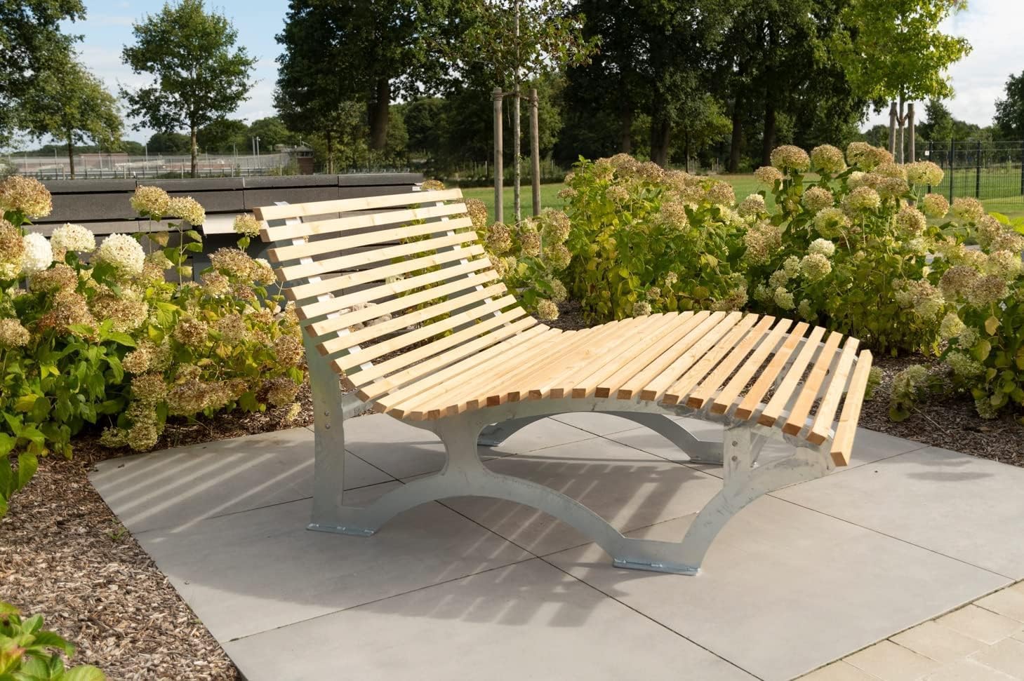 Waldsofa für 2-3 Personen, Sonnenliege, Relaxliege, Wellenliege, Holzliege, Himmelsliege, Gartenliege für den Garten, verzinkt