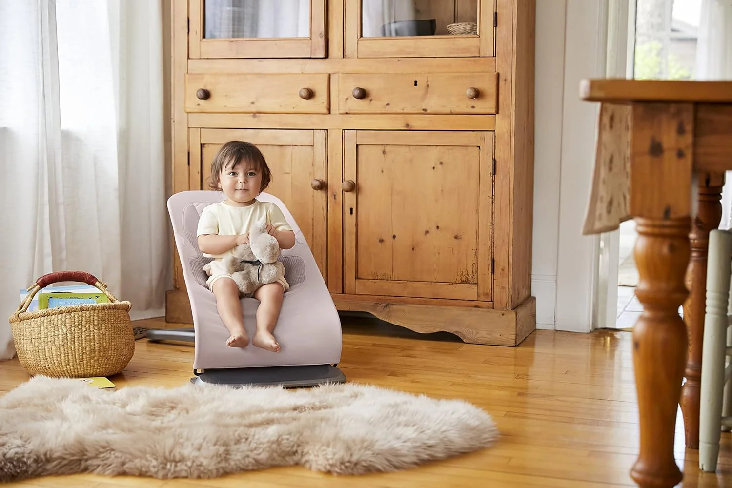 Ergobaby 3-in-1 Evolve Bouncer, Ergonomische wipstoel voor baby's vanaf de geboorte tot peuters, Babyschommel met zitverkleiner voor pasgeborenen (2,5 kg - 13,2 kg), Cream