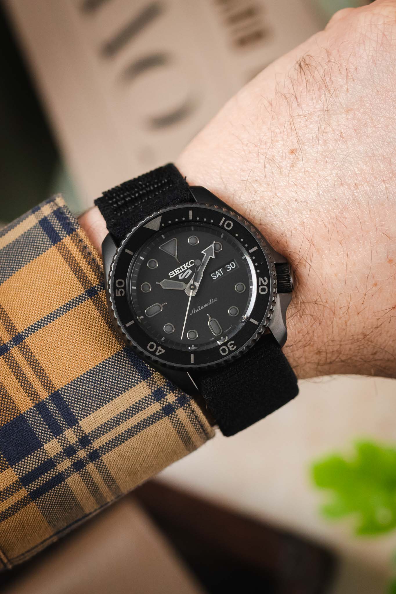 Hirsch VOCEM Fabric Watch Strap in BLACK