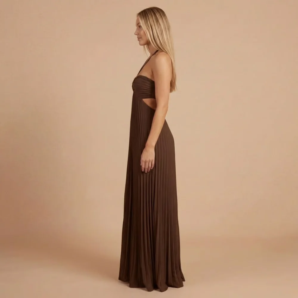 Plissiertes Neckholder-Maxikleid f��r Hochzeitsg?ste