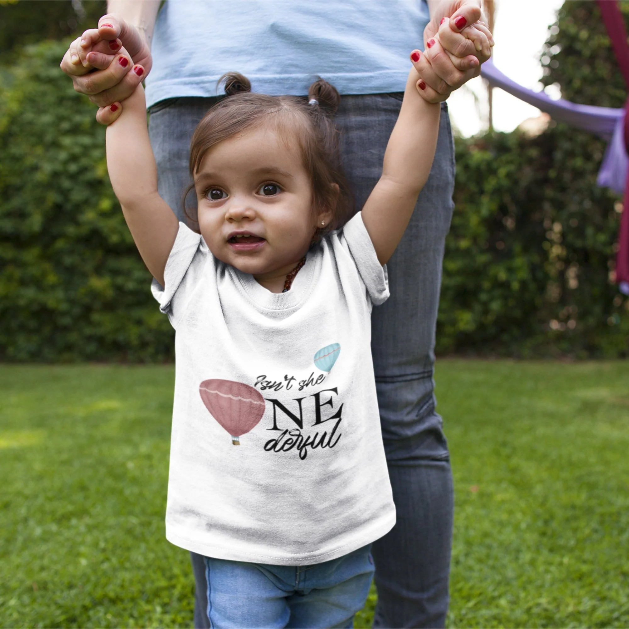 Isn't She Onederful! Baby's 1st Birthday T-shirt - Baby Short Sleeve T-Shirt