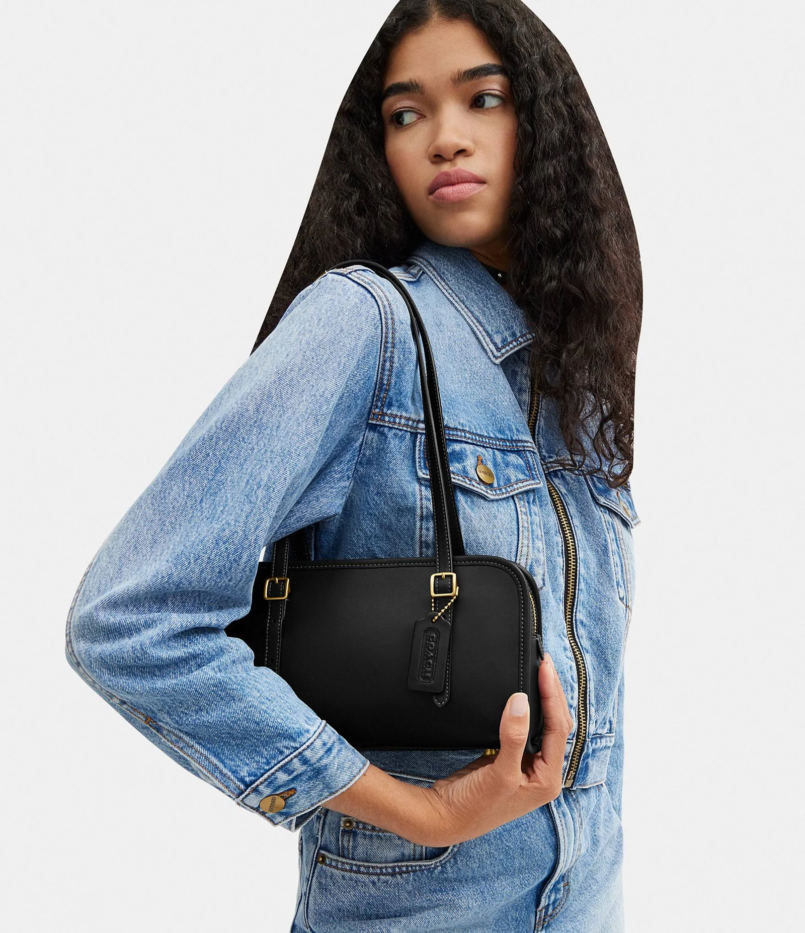 Coach Swing Zip Bag Women’s