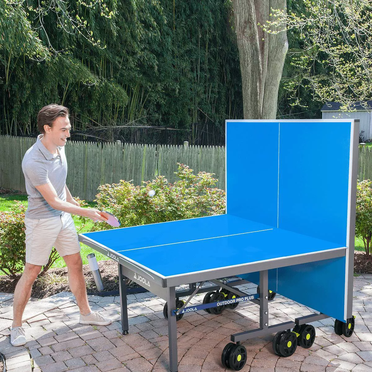 2025 JOOLA Nova Pro Plus Tafeltennistafel voor Buiten met Weerbestendige Net, 9??5 Voet, Opvouwbaar, Aluminium Oppervlak