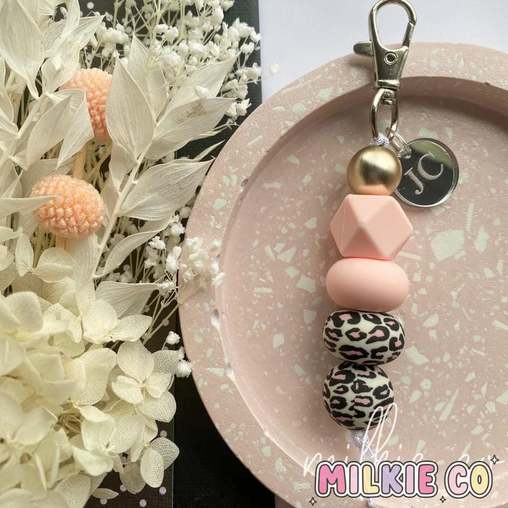 Initial Charm (20mm)