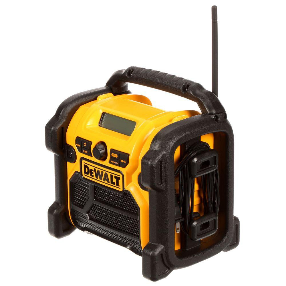 2025 20-Volt MAX Compact Corded / Cordless Worksite Radio