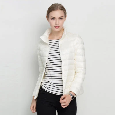 Leichte Damen Steppjacke f��r den Fr��hling | Wasserabweisende ��bergangsjacke mit Stehkragen und Daunenf��llung | Winddichte