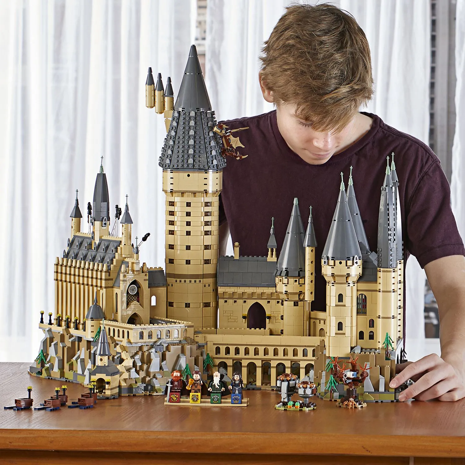 2025 LEGO Het Kasteel Zweinstein 71043 Harry Potter ?C Met meer dan 6000 stenen