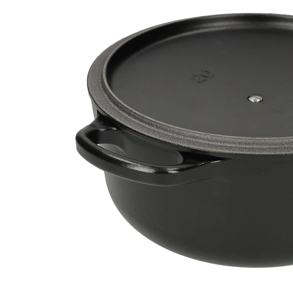 2025 Le Creuset - Sartén para asar / guisar Signature redonda negro mate 20 cm 2,4 l (interior negro)