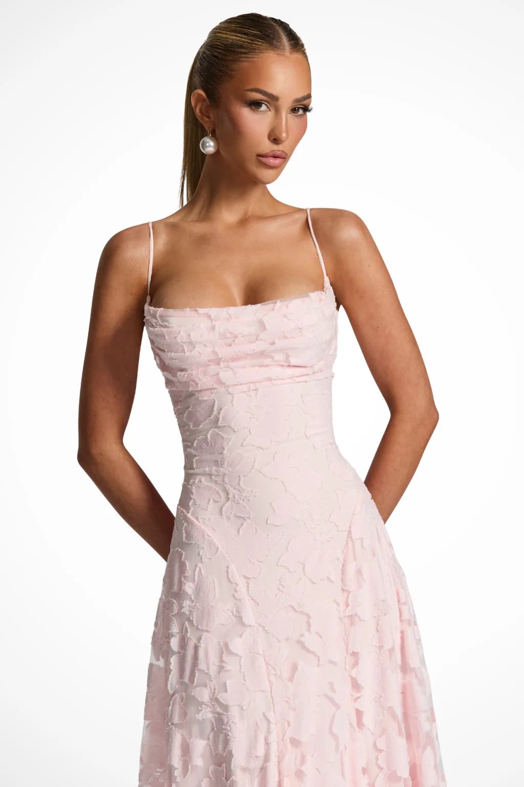 Maxikleid f��r Hochzeitsg?ste mit Wasserfallausschnitt und Blumenspitze | Festliches langes Abendkleid f��r Damen und feierliche