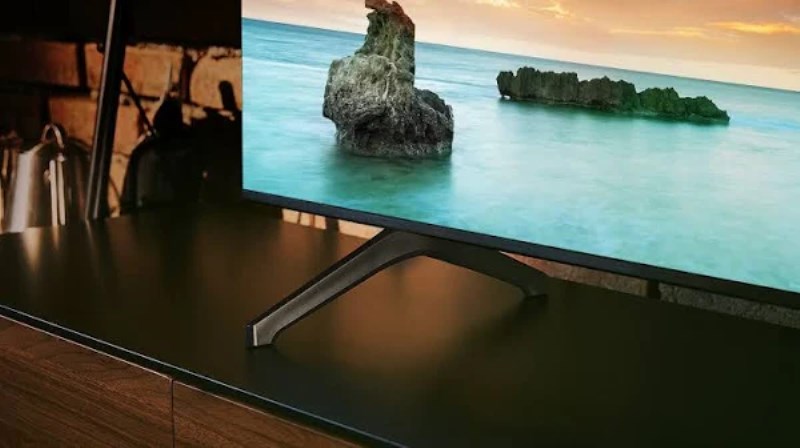 Samsung 75 Class TU7000 Crystal UHD 4K Smart TV