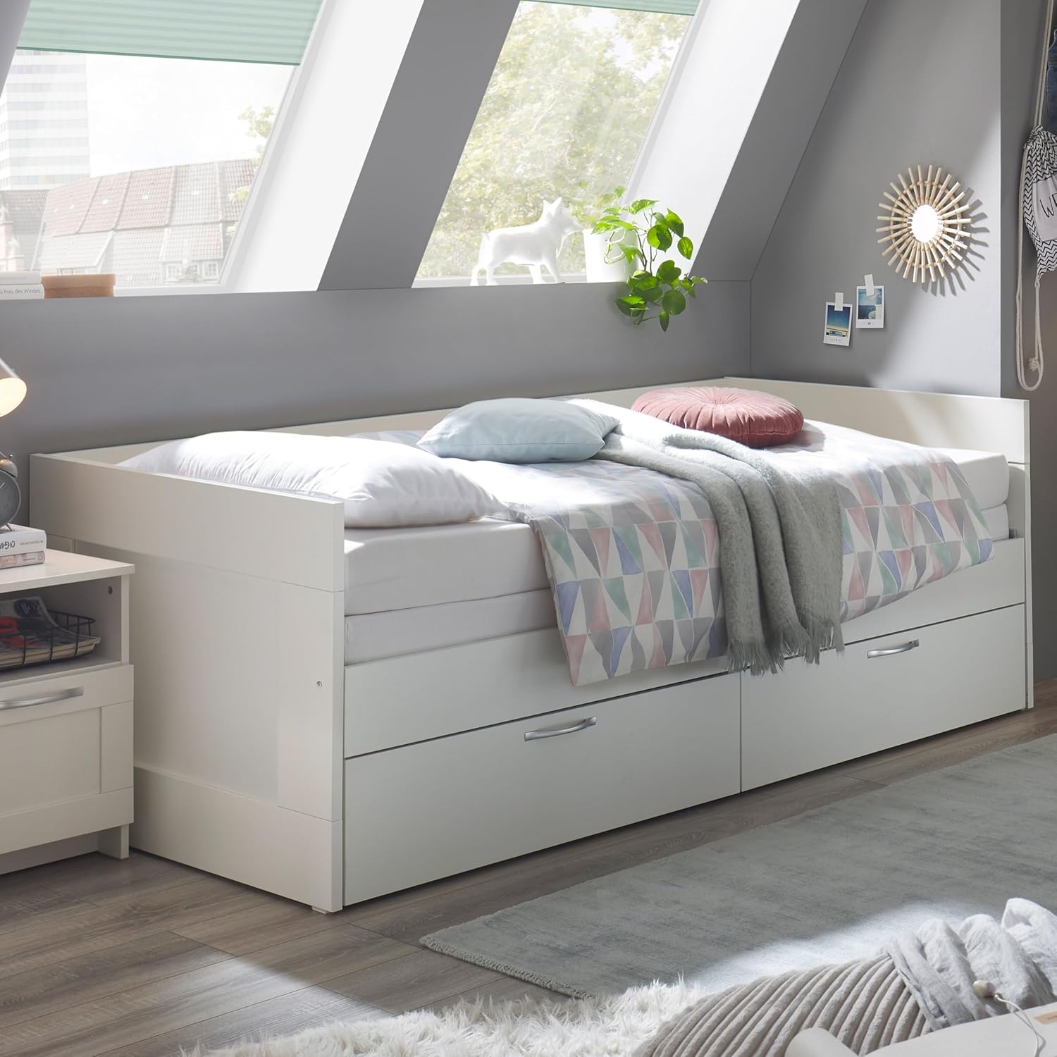 SALIAS Funktionsbett 90 x 200 cm mit ausziehbarer Liegefläche - Platzsparendes Jugendzimmer Einzelbett mit Bettkasten in Weiß - 205 x 68 x 97 cm (B/H/T)