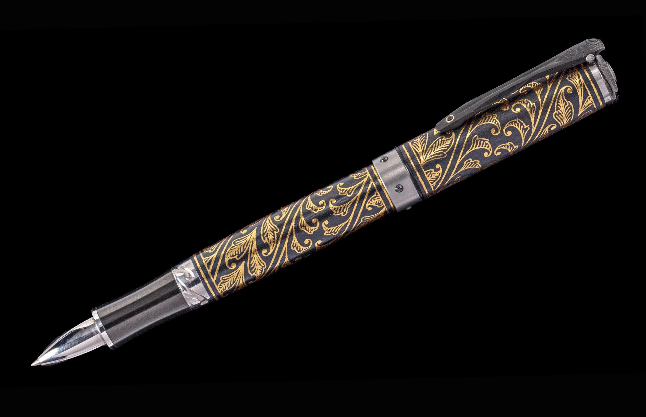 RB8 Cabernet Midnight Garden