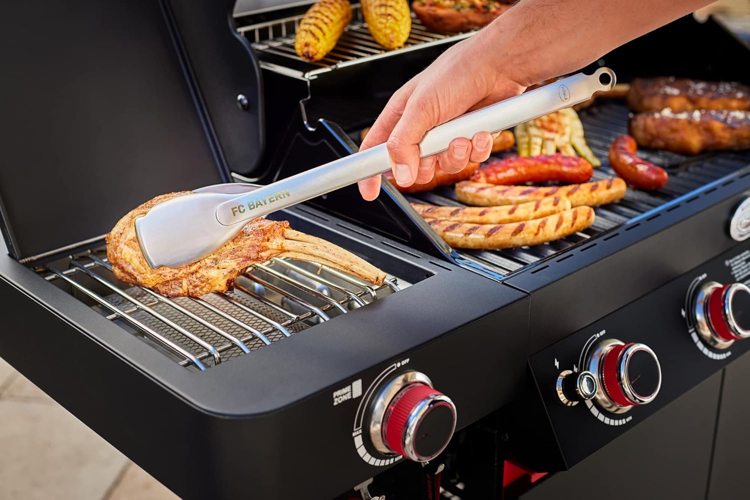 RÖSLE Elektrogrill BBQ-Portable Videro E2-P, tragbarer Tischgrill mit 2 Brennern, Warmhalterost und Deckel mit Glaseinsatz, pulverbeschichteter Stahl, schwarz/silbern