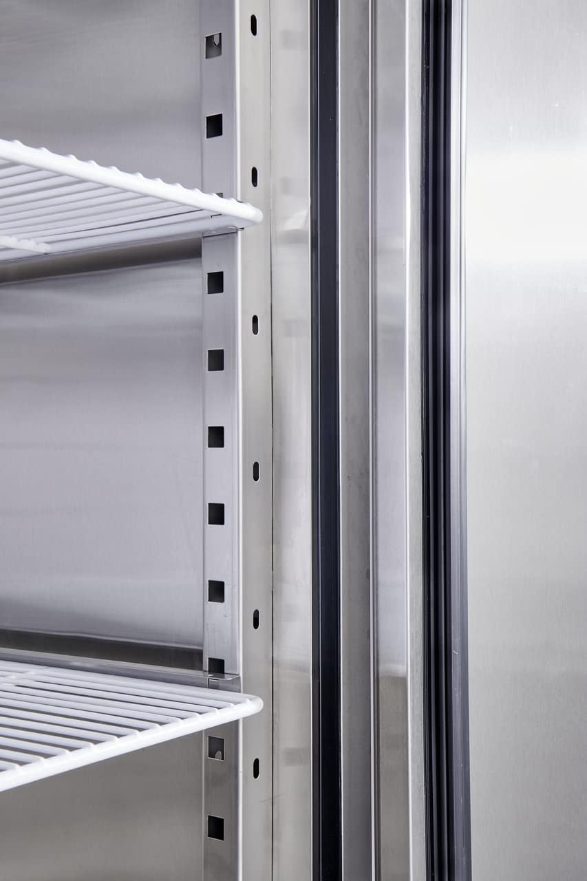 METRO Professional Kühlschrank GRE2700, Edelstahl, 73 x 80.5 x 206.5 cm, 455 L, Umluftkühlung, 220 W, mit Schloss, 4 verstellbare Einlegeböden, silber