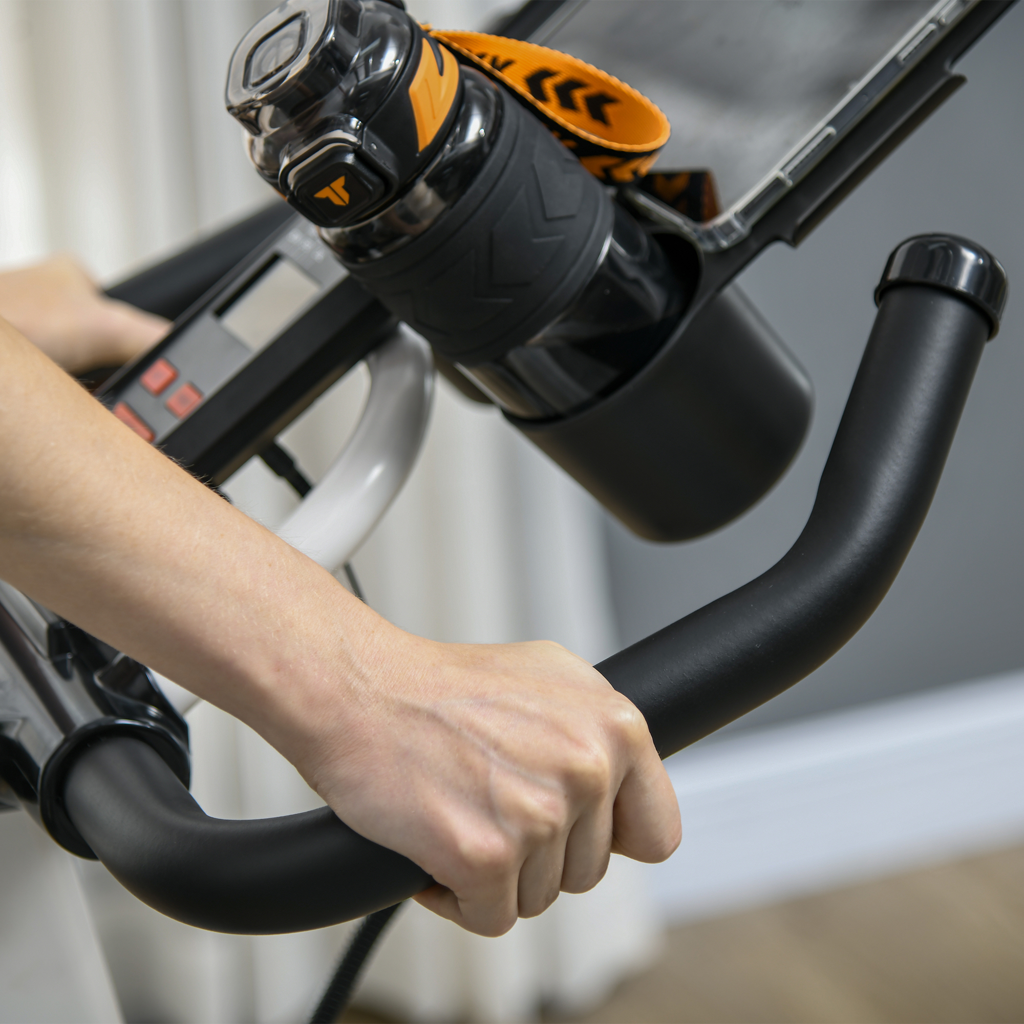 HOMCOM Ergometer, Verstelbare Weerstand, tot 120 kg, Staal, L103xB53xH100-114cm, Wit/Zwart