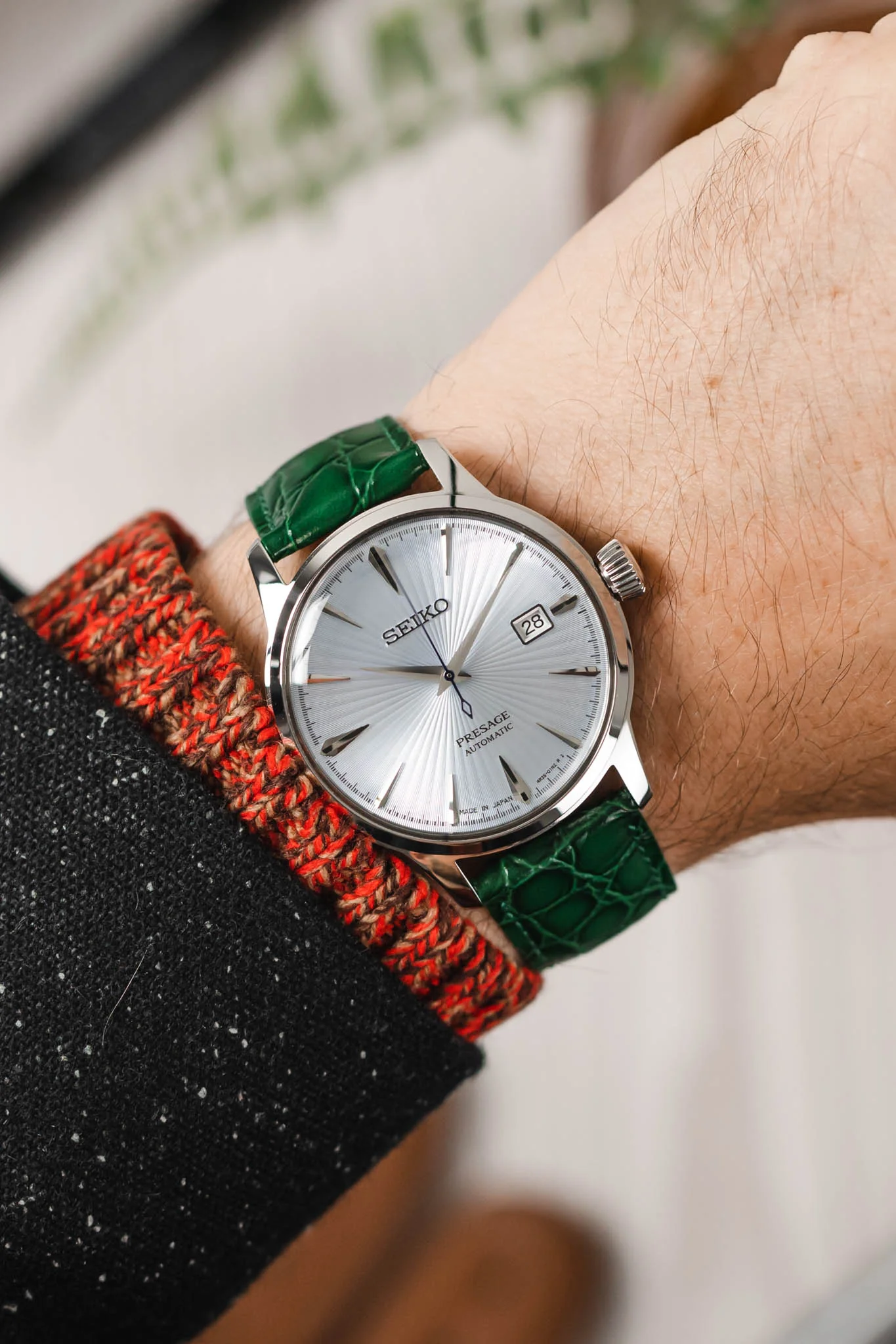 Hirsch CROCOGRAIN Crocodile Embossed Leather Watch Strap in GREEN