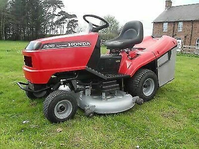 Left Side Ignition Coil For Honda HF2218 HF2220 HF2218 Lawn Tractors