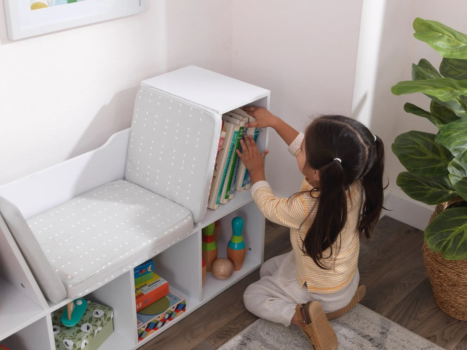 Boekenkast met leeshoek - Wit