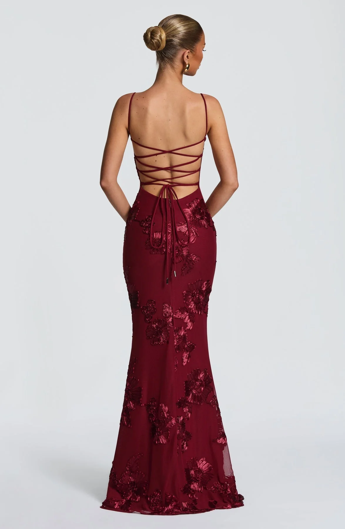 Figurbetontes Satin-Maxikleid mit Korsett-Mieder f��r Damen