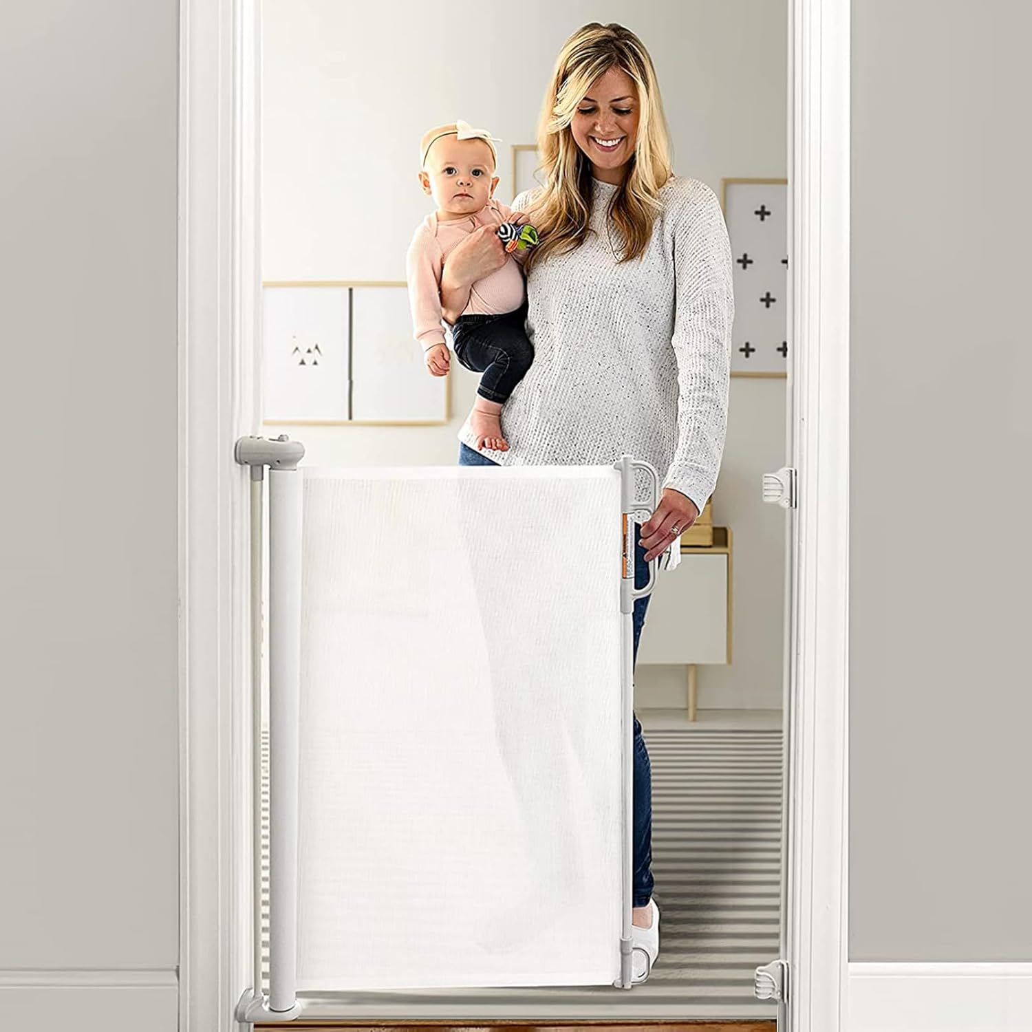 Momcozy Treppenschutzgitter Ausziehbare für Babys (Aktualisiert), 0-140 cm, 83 cm Hoch Baby Absperrgitter Treppenschutzrollo, Einhndig Bedienbar, Geeignet für Treppen/Türen/Innen & Auen, Grau