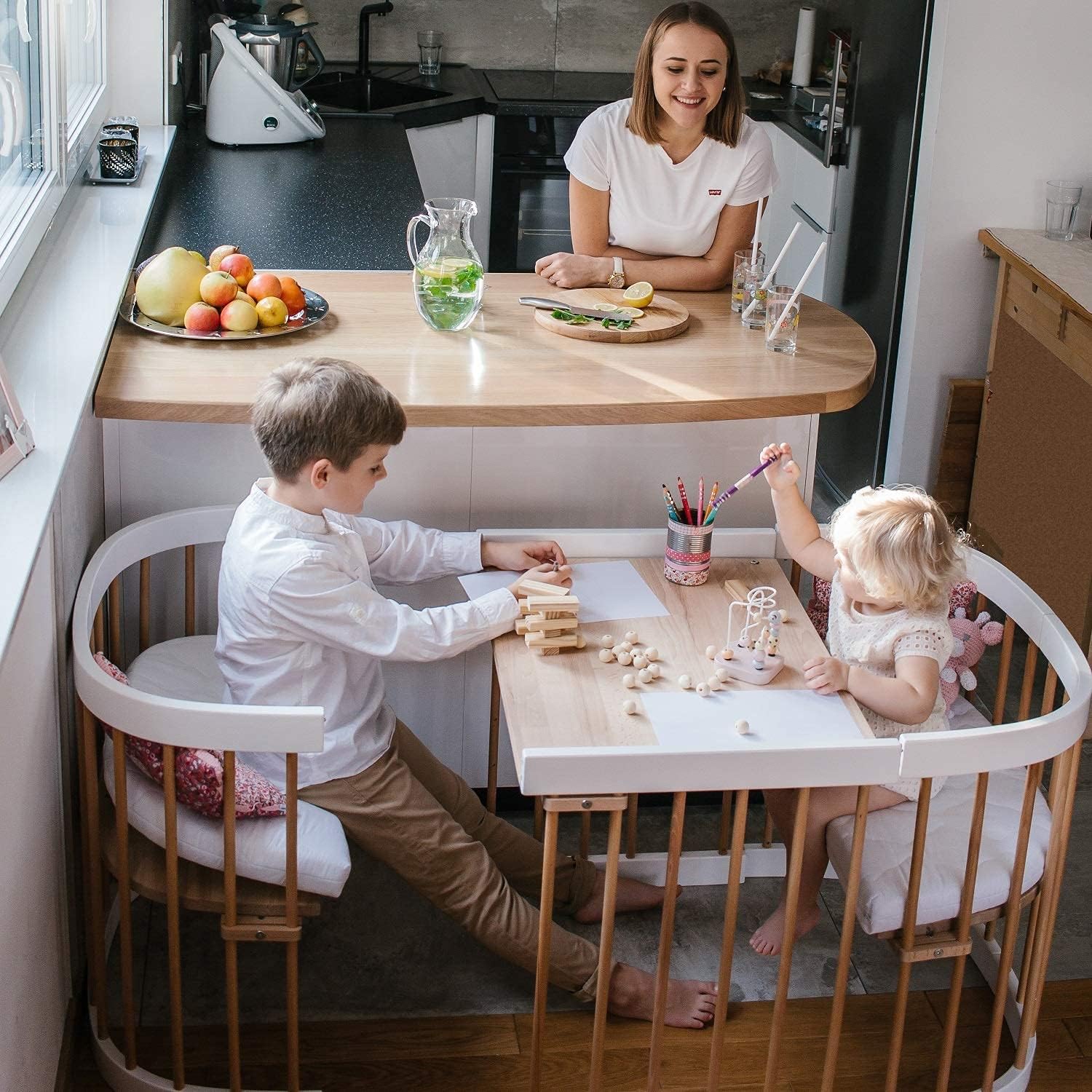 tweeto® Babybett 7 in 1 – mitwachsendes Babybett aus Holz | höhenverstellbares Beistellbett & Gitterbett | umbaubar zu Kinderbett & Laufstall (Buche Natur)