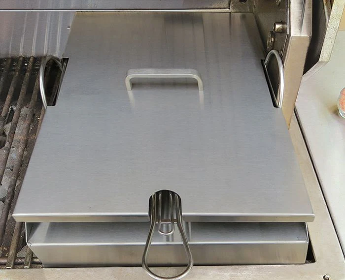 Alfresco 19-Inch Gas Grill in Stainless Steel Grill Mounted Steamer/Fryer