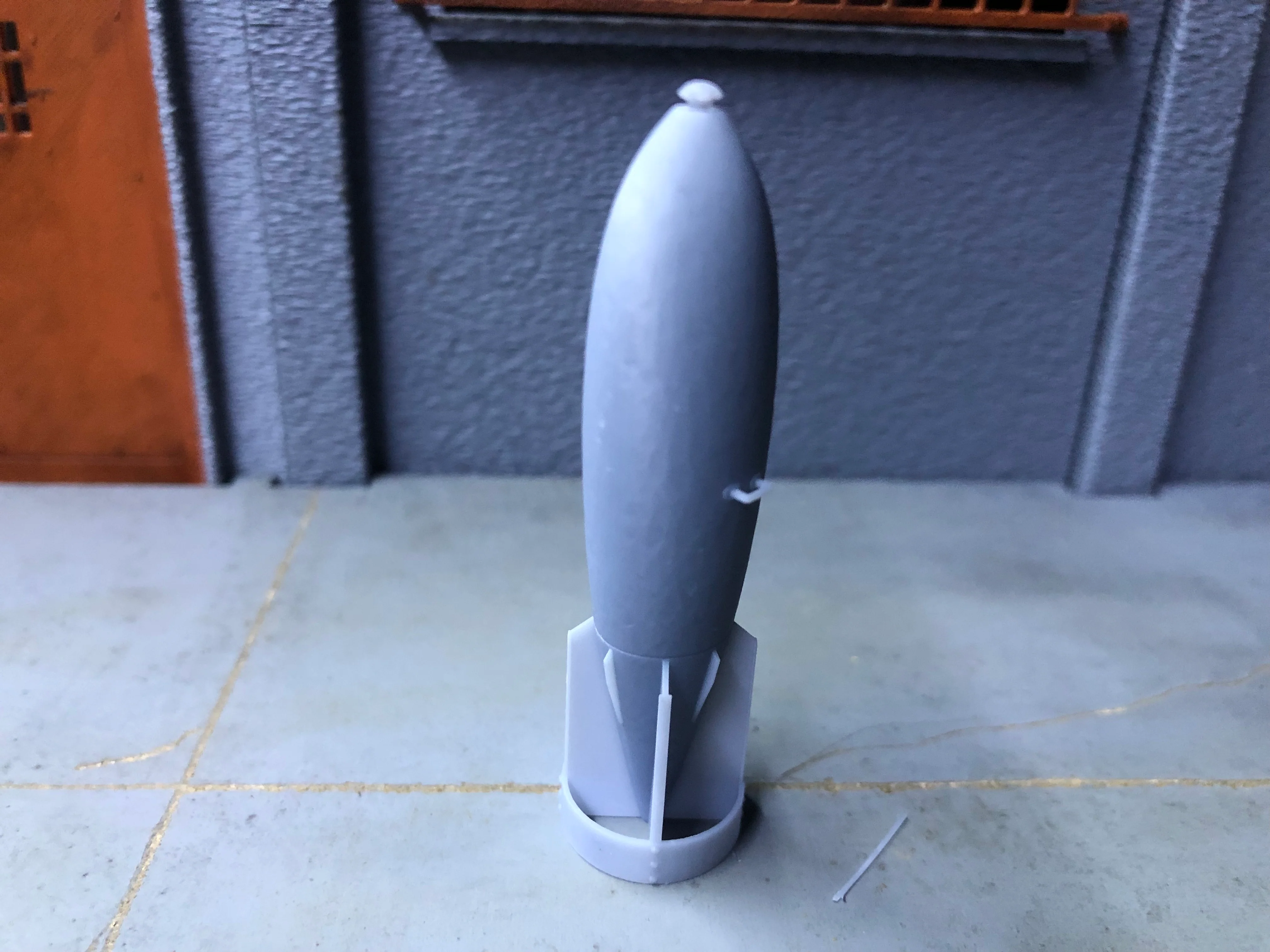 GN15 Munitions Bomb Carrier – Resin Kit with Bomb, Deck Insert, Chassis & Wheelsets - Style A