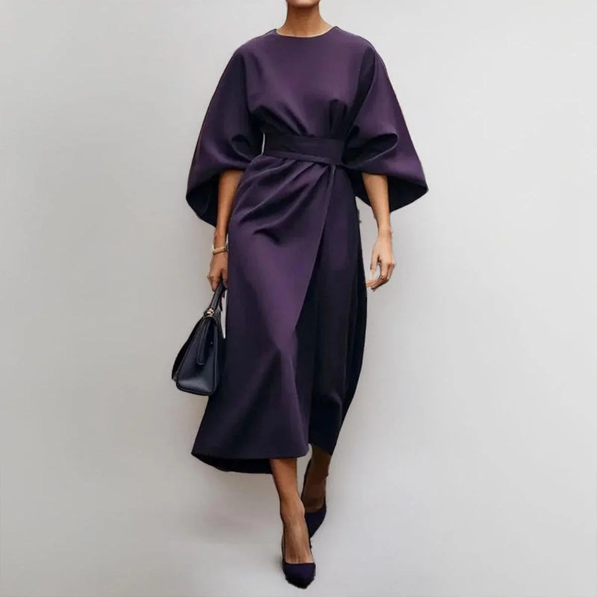 Langes Kleid mit Fledermaus?rmeln