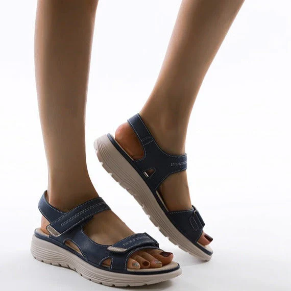 Plateau-Sandalen mit Klettverschluss