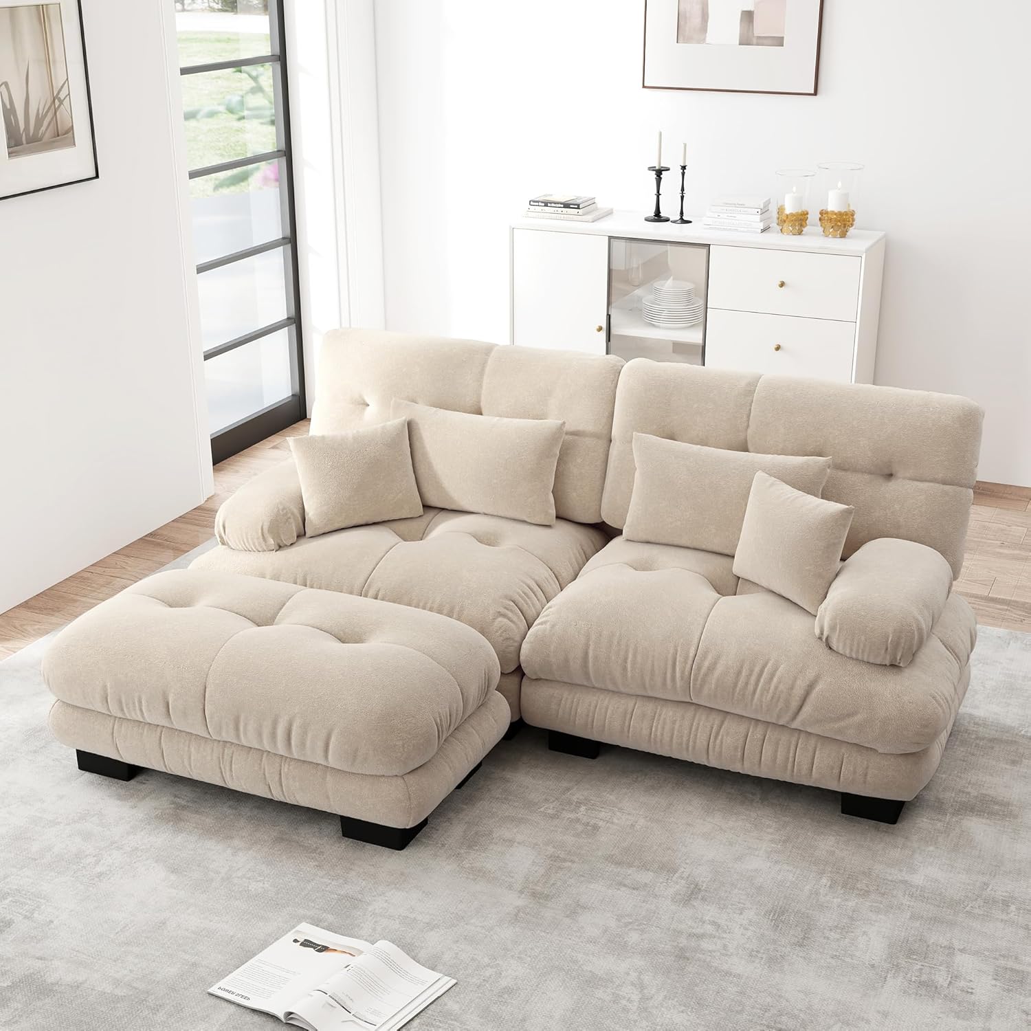 HAUSPROFI Modulares Sofa aus Chenille | Cloud Couch mit Ottomane Lenden- & Dekokissen | Tiefsitz, breite Armlehnen & ohne Montage | für Wohnzimmer, Apartment, Studio, Büro (Beige, 2-Sitzer + 1-Otto)