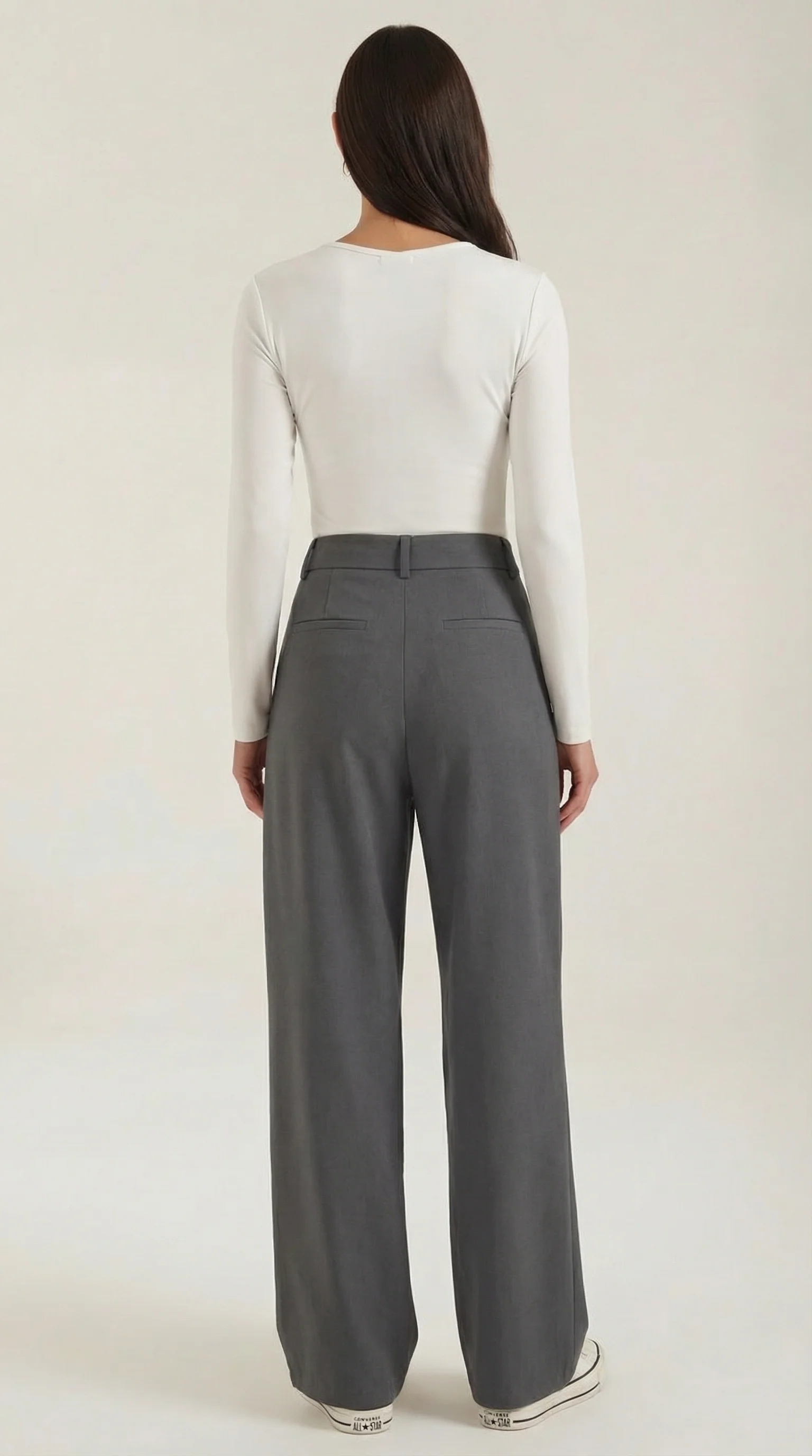 Asymmetrische Hose mit weitem Bein