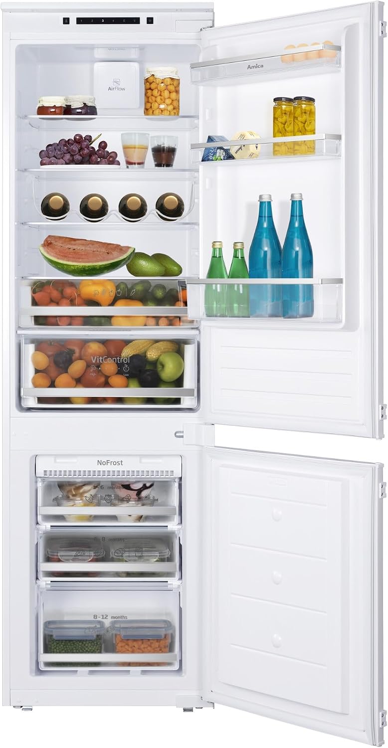 Amica EKGCS 387 931 / Kühl-Gefrierkombination / 1780 mm Nische/Schlepptür-Technik/NoFrost/elektronische Steuerung/AirFlow/VitControl / 3 Gefrierschubfächer/Inverter-Motor