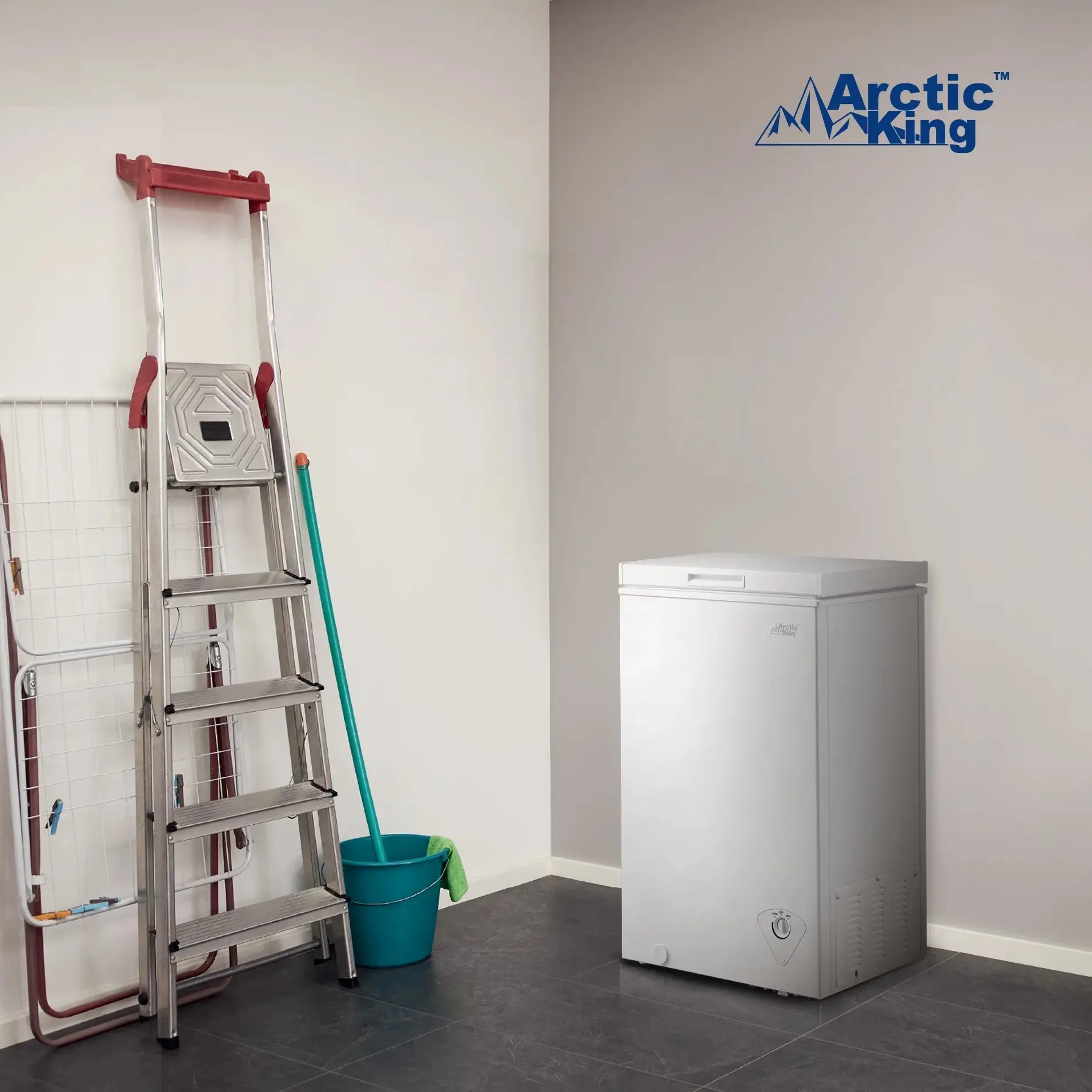 Arctic King 3.5 Cu.Ft Kistvriezer, Wit