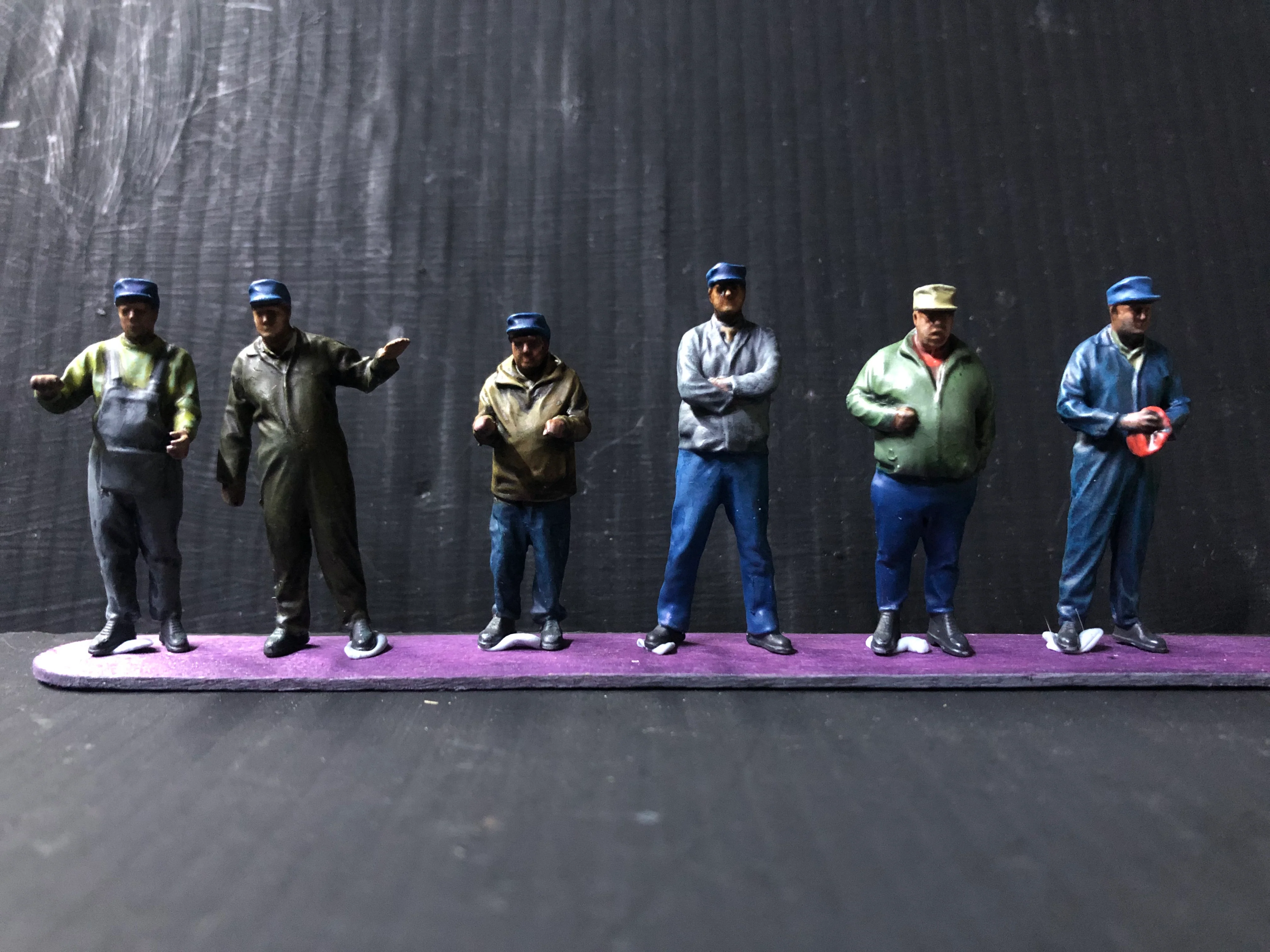 Loco crew Multi-Pack (Version 5) - 6 figures in assorted poses -3D scans  - NG7 / O Gauge