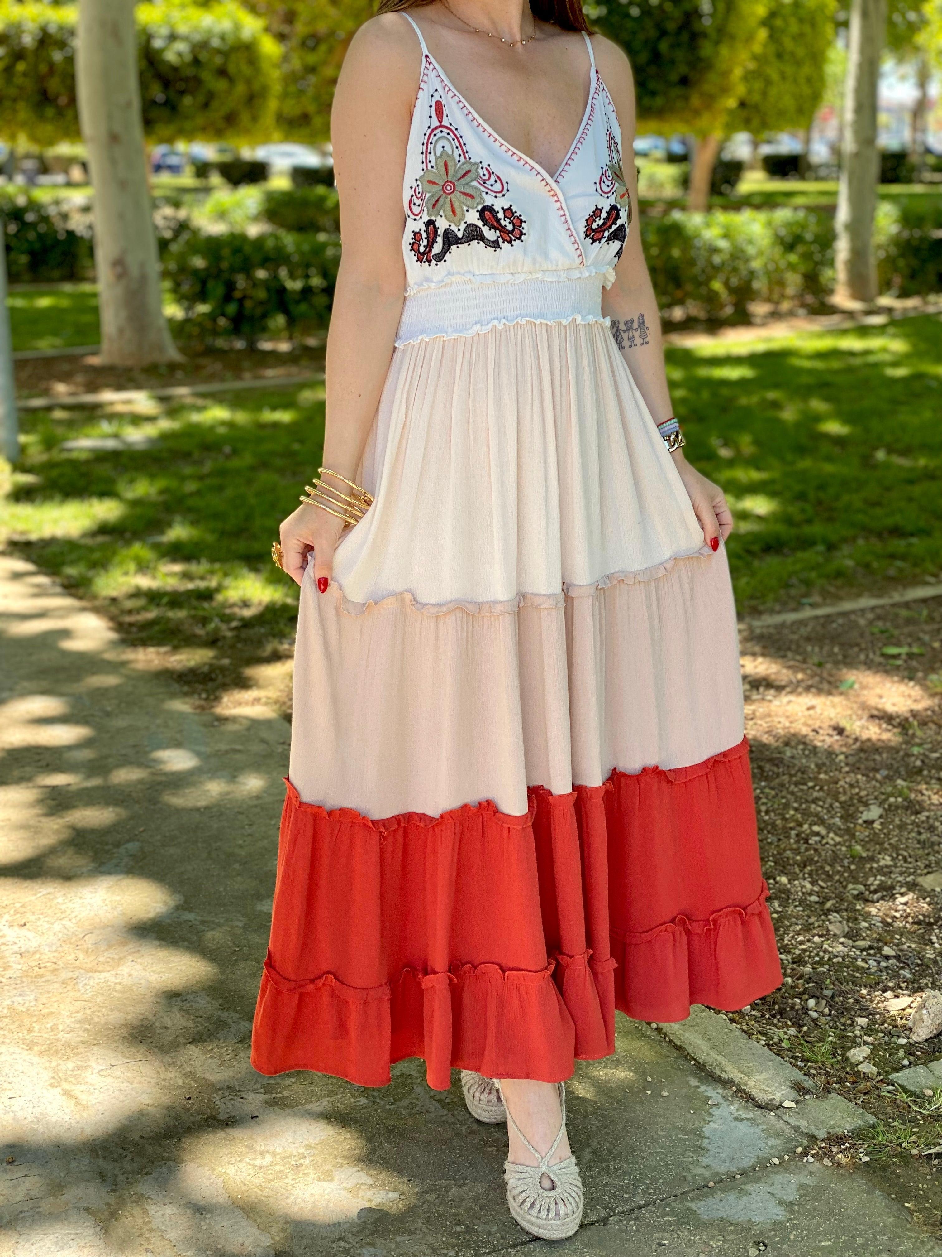 VESTIDO TIRANTE BORDADO