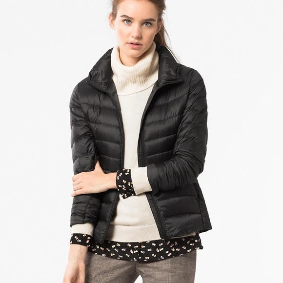 Leichte Damen Steppjacke f��r den Fr��hling | Wasserabweisende ��bergangsjacke mit Stehkragen und Daunenf��llung | Winddichte