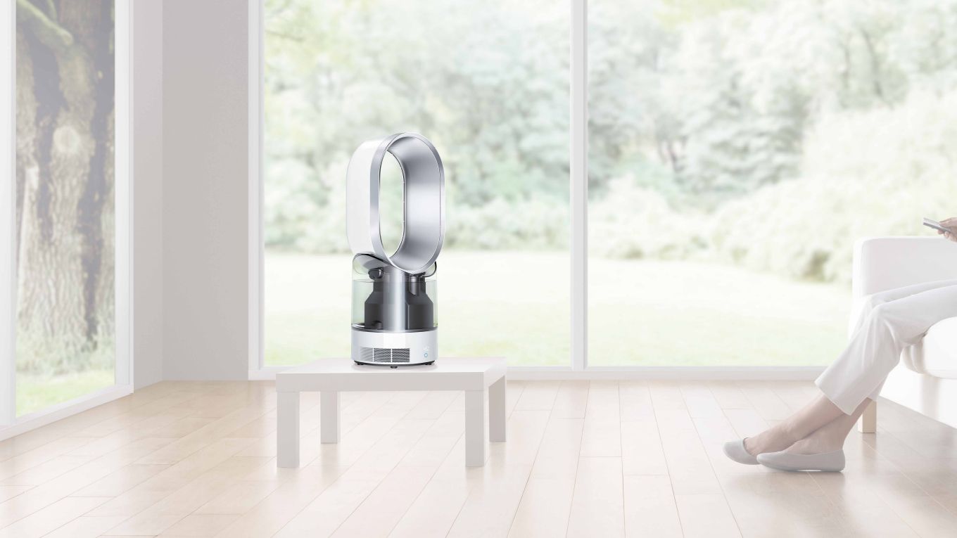 Humidificateur Dyson dans une salle de s&eacute;jour