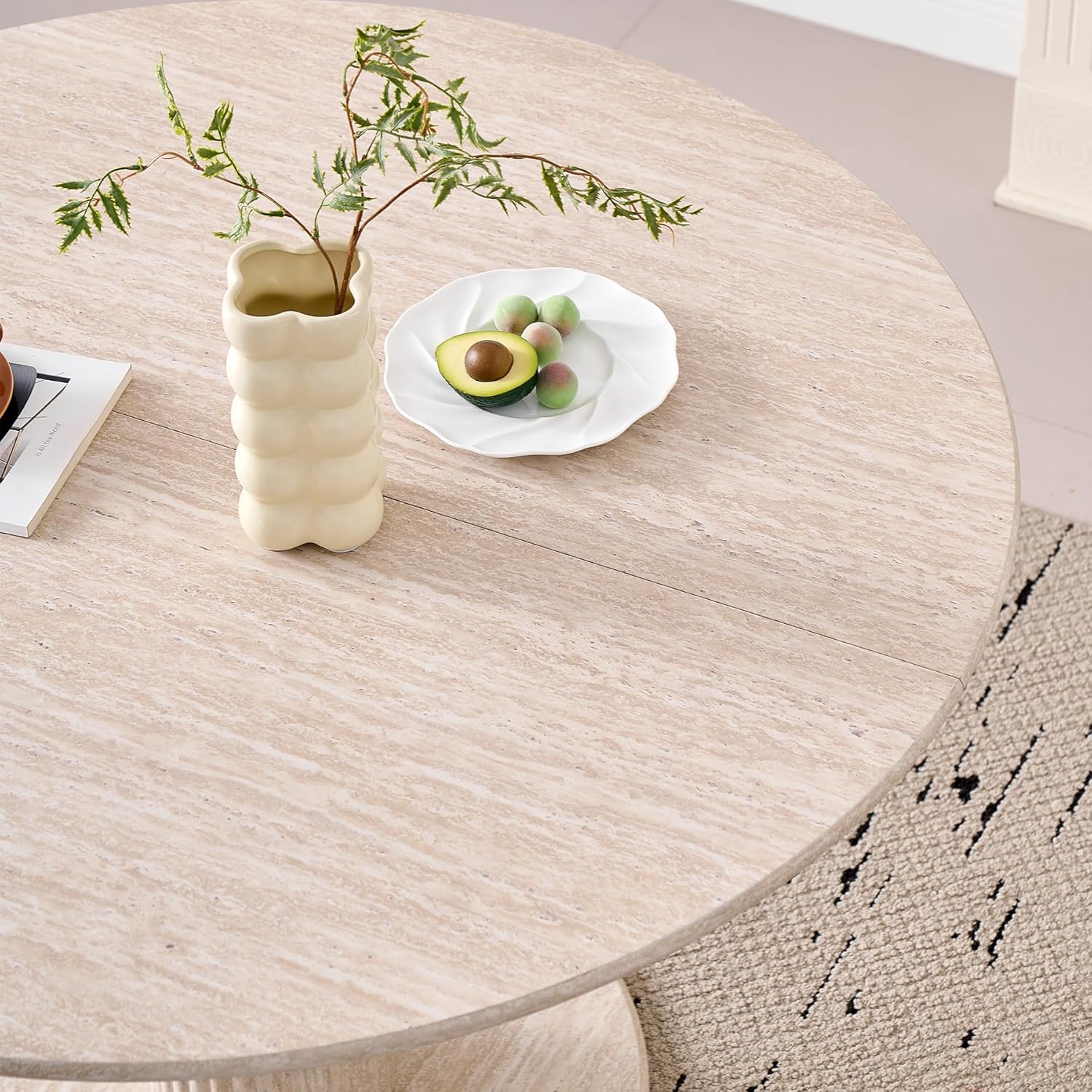 115cm Runder Esstisch mit 4 Esstischstühlen, Küchentisch aus MDF (Travertin-Maserung) und 4 Stühle für Küche, Esszimmer, Wohnzimmer und Büro (Beige)