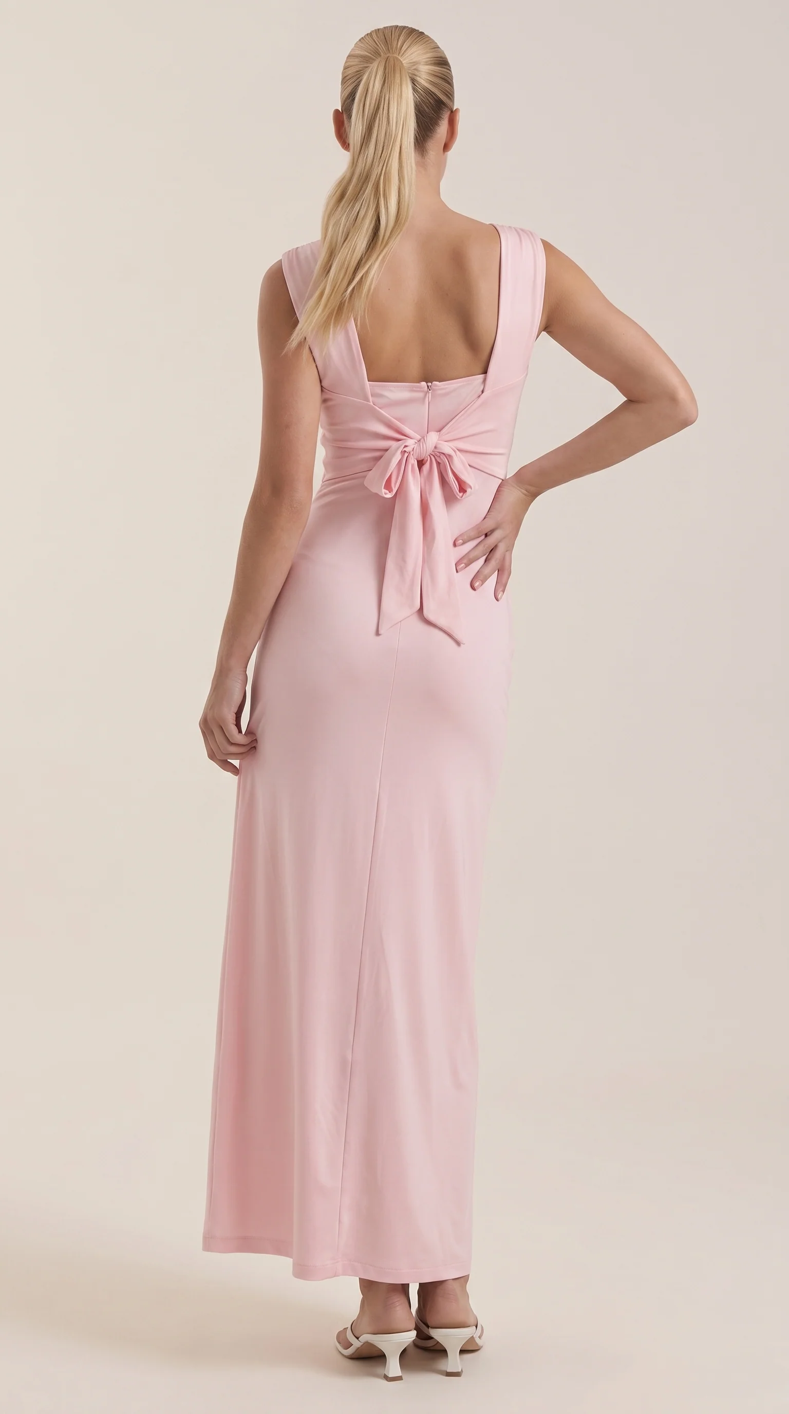Gerafftes Maxikleid