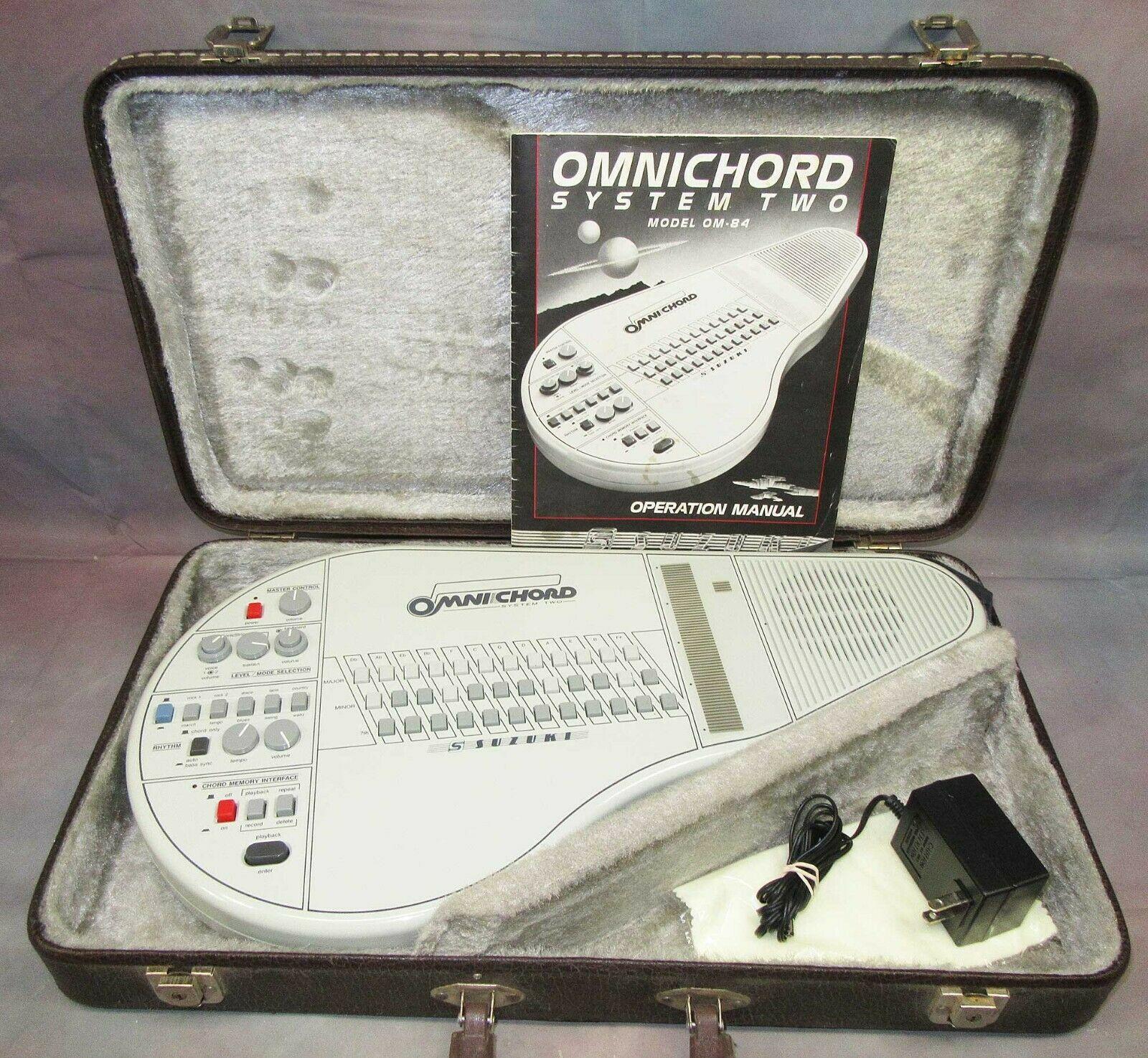 Suzuki Omnichord OM 84 System Two w/ Hard Case Power Supply Manual TESTED! WORKS
