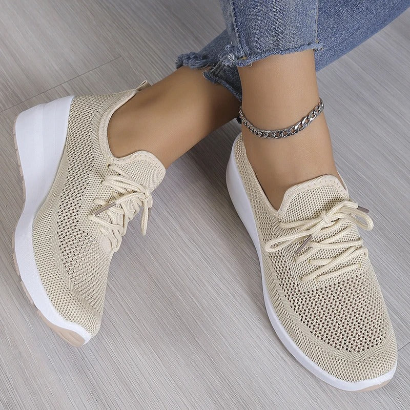 Damen Sneaker mit Keilabsatz und Plateau �C Atmungsaktives Mesh