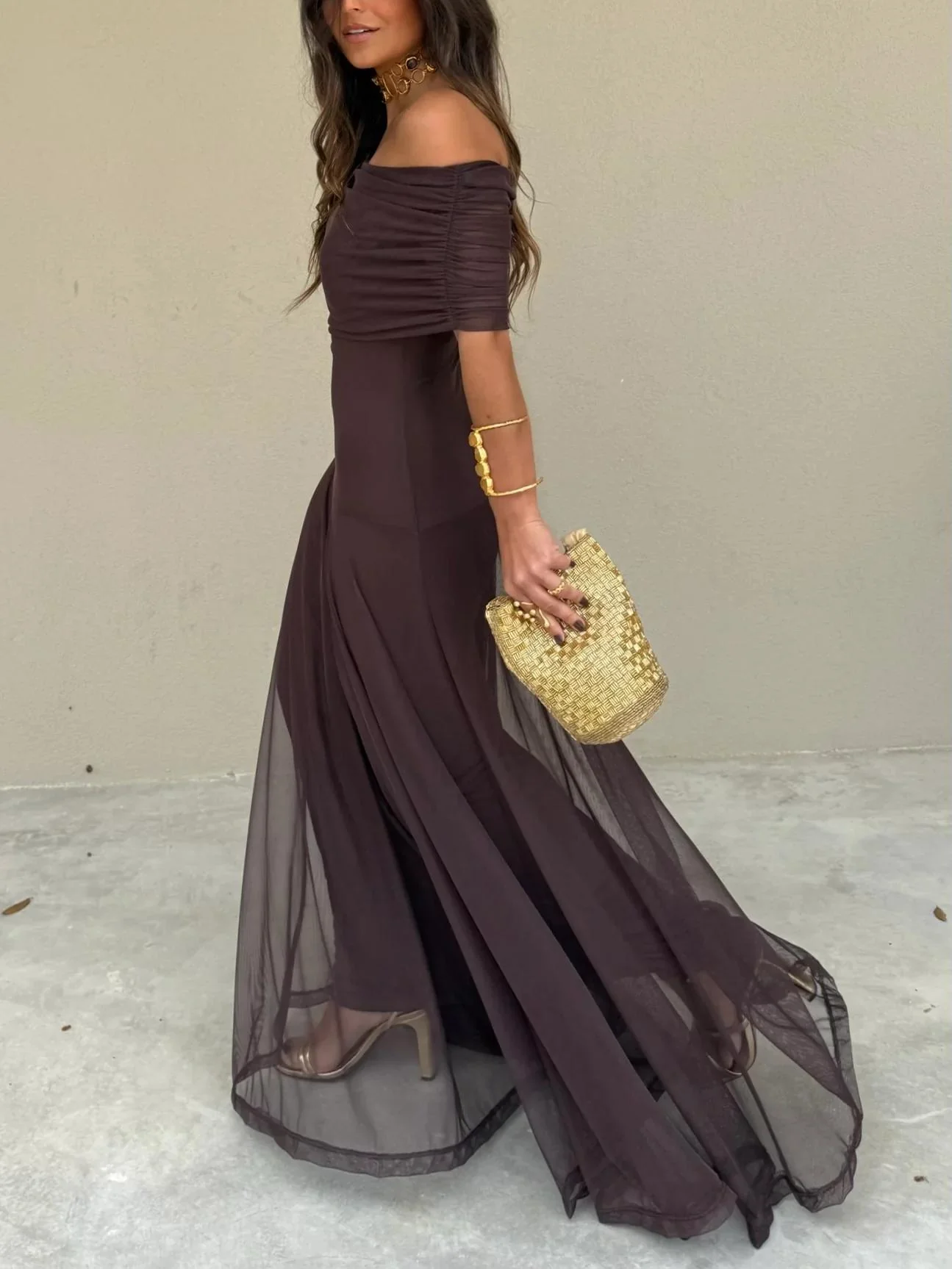 Off-Shoulder-Maxikleid mit Chiffon-Overlay f��r Damen