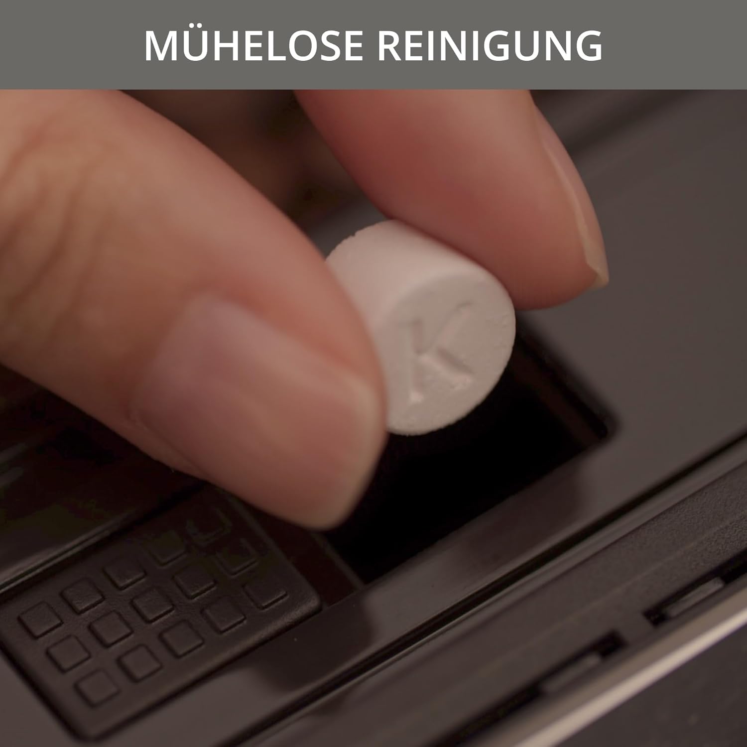 Krups Evidence Kaffeevollautomat mit Milchschaumdüse & 2-Tassen-Funktion, für Espresso, Cappuccino & Latte Macchiato mit cremigem Milchschaum & automatischer Reinigung, Silber/Schwarz, EA891D10
